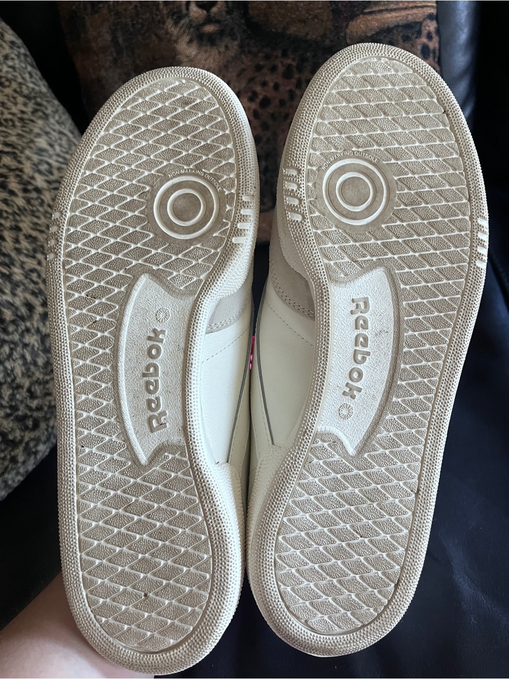 Reebok White Sneakers with Hot Pink Lining and Laces - Picture 5 of 5